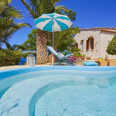 Villa Ginestra - Scopello-Villas سكوبيلو المظهر الخارجي الصورة